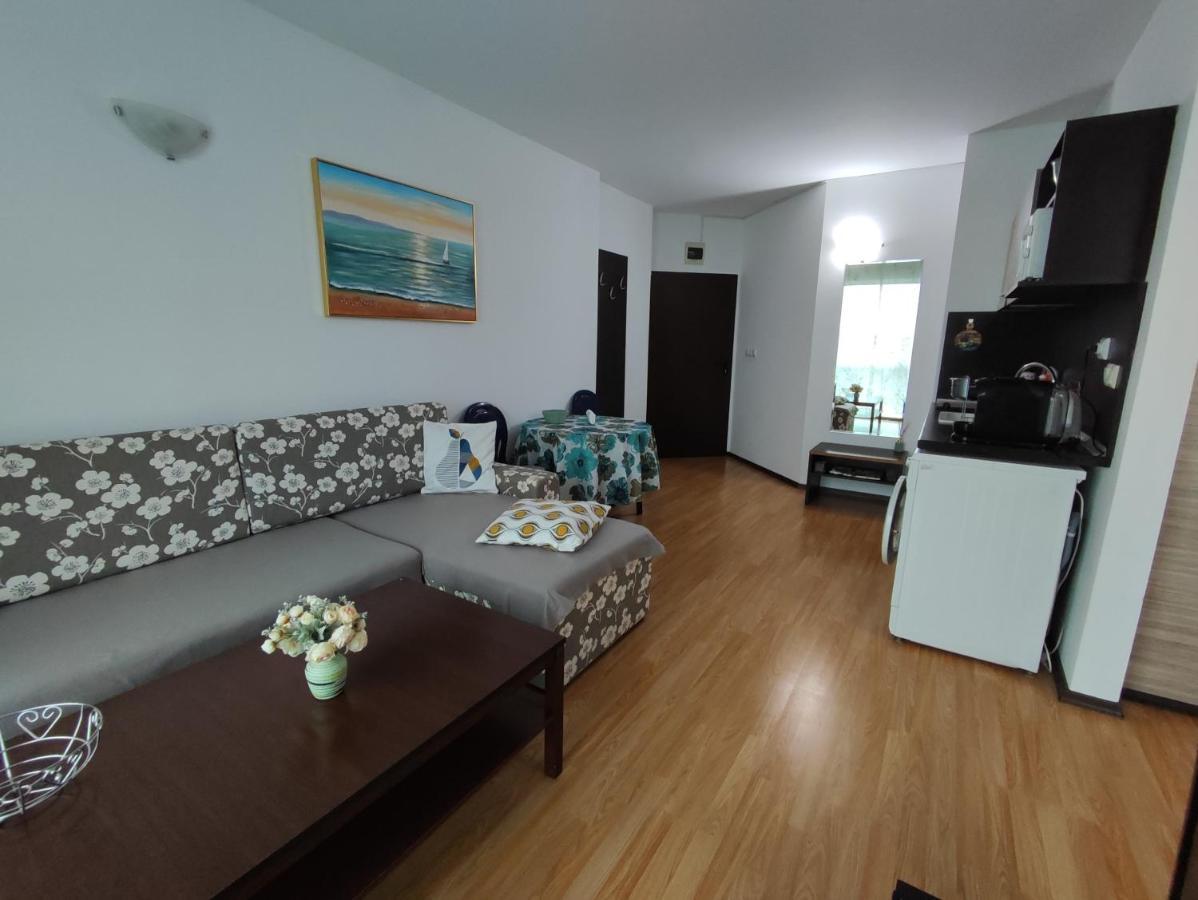 Прекрасен Апартамент С Изглед Към Морето Сарафово 1 Burgas Esterno foto